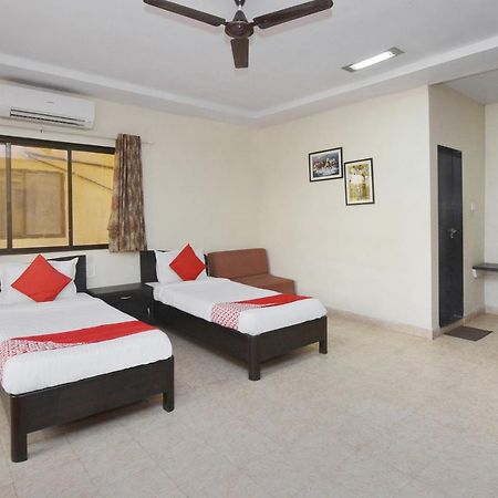 Oyo Midway Park Resort Atgaon ภายนอก รูปภาพ